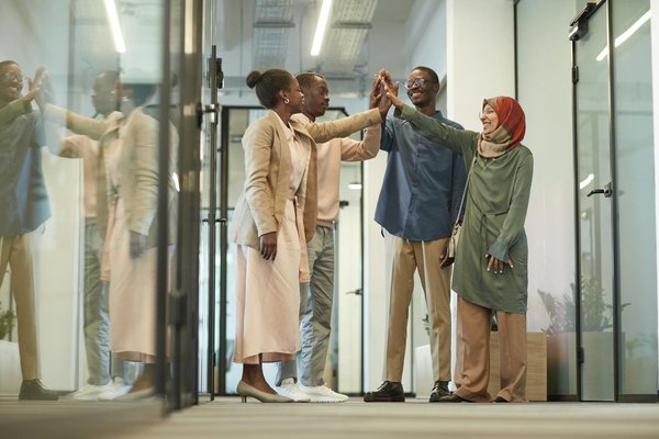 Enhancing digital subscriptions for uk community newspapers: innovative content strategies that work